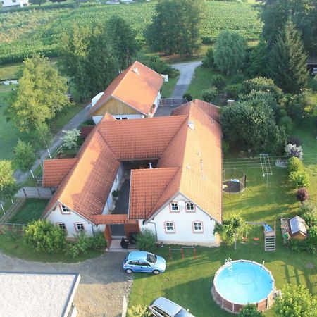 Вилла Ferienvierkanthof Brigitte Unterbuch Экстерьер фото